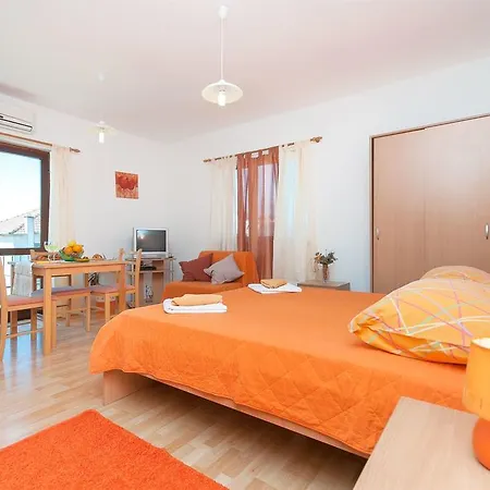 Appartement And Sanja Vodice