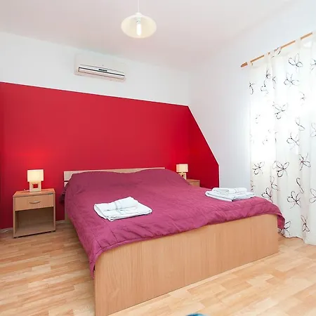 Appartement And Sanja