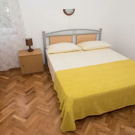 And Sanja Appartement Vodice